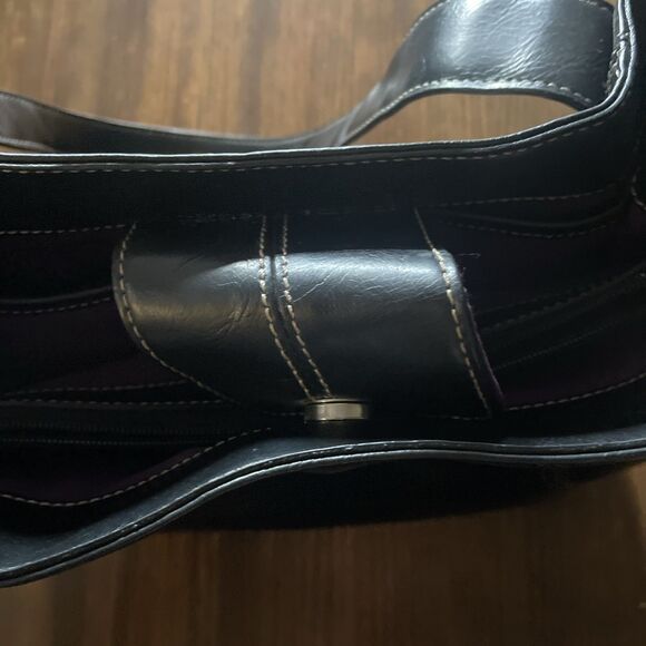 Nine & Co Black Snap Closure Large Shoulder Bag with Wide Strap Gently Used - Picture 8 of 12